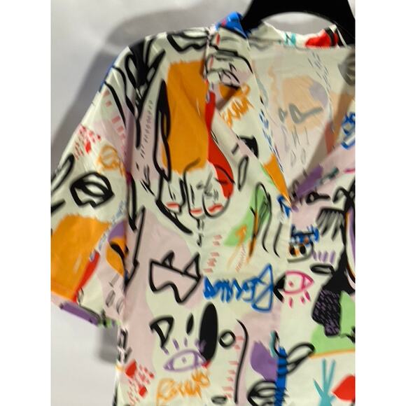 SHEIN Women's White/Multi Graffiti Graphic Button-Up Short Sleeve Crop Top SZ S - Picture 3 of 9